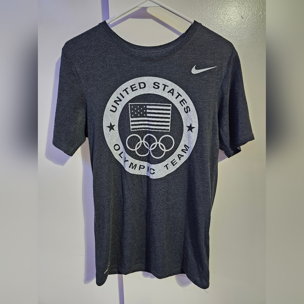 Nike Dri-Fit United States Olympic Team Short Sleeve Graphic T-Shirt